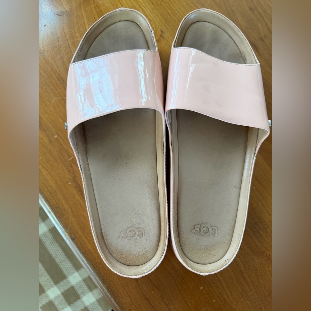UGG Glossy Light Pink Patent Slide Sandals